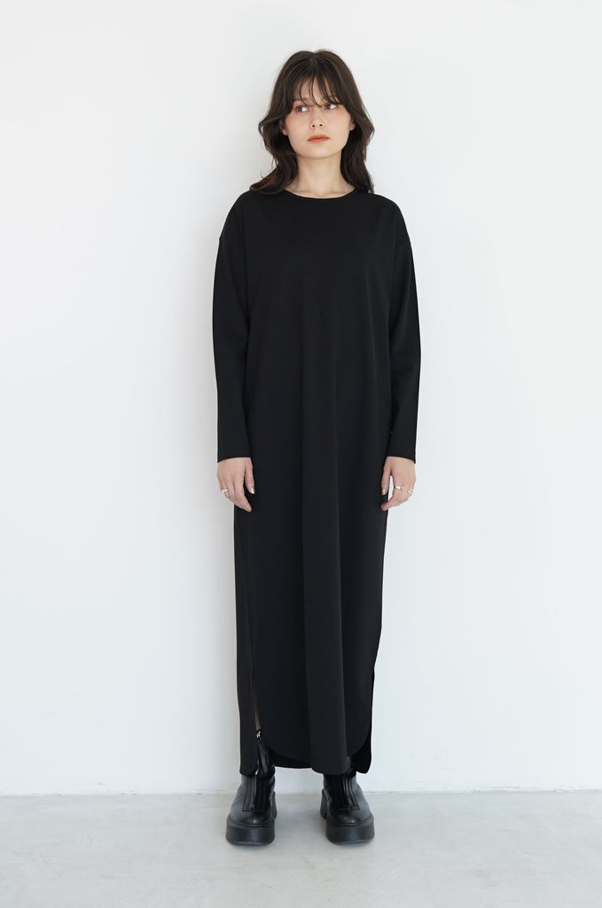 Round Hem Onepiece-Long（Black） – 【公式】JENY（ジェニー）